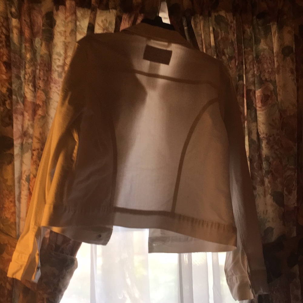 Jacket - Picture 2 of 3
